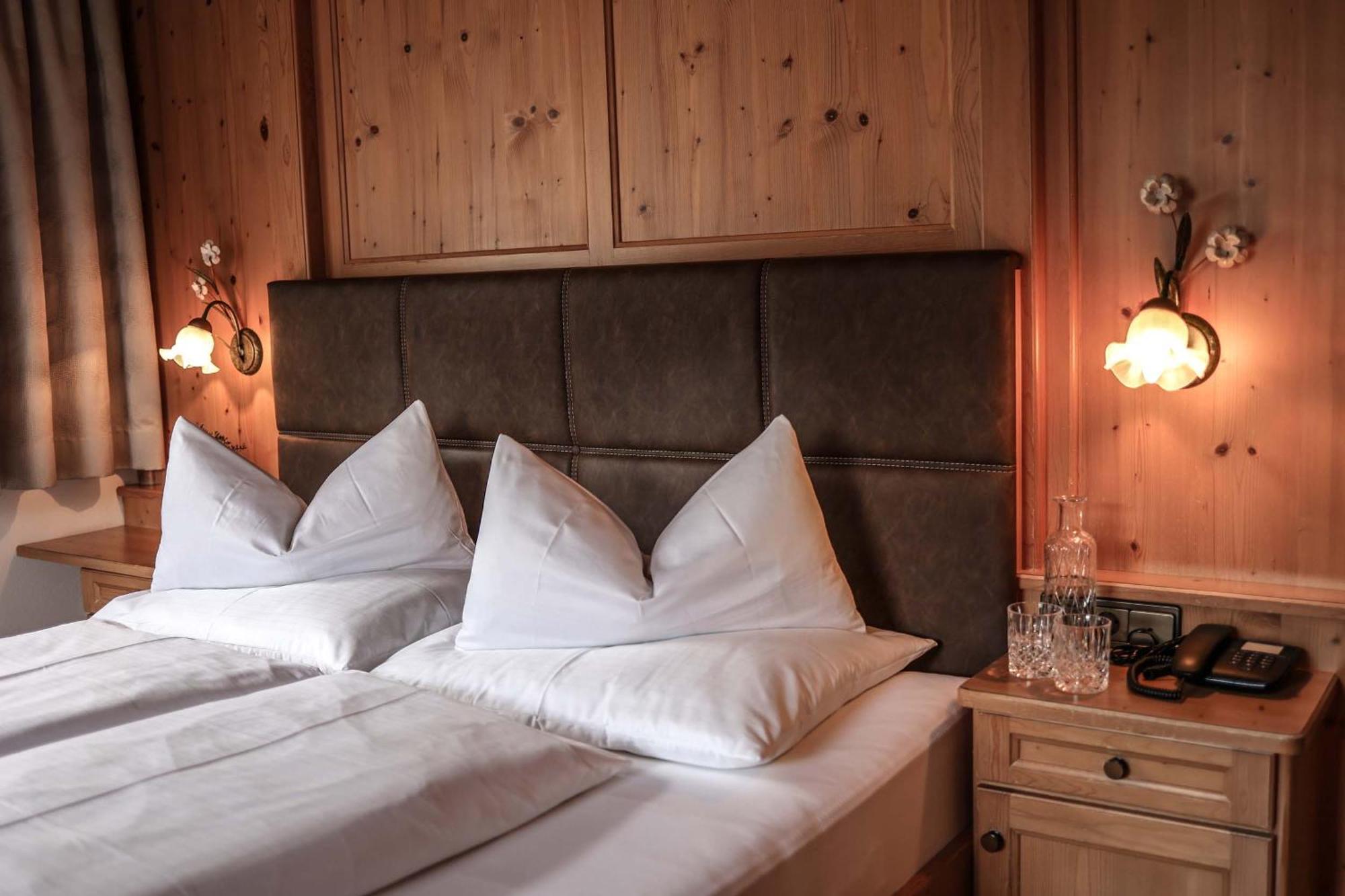 Hotel Metzgerwirt Hippach Esterno foto