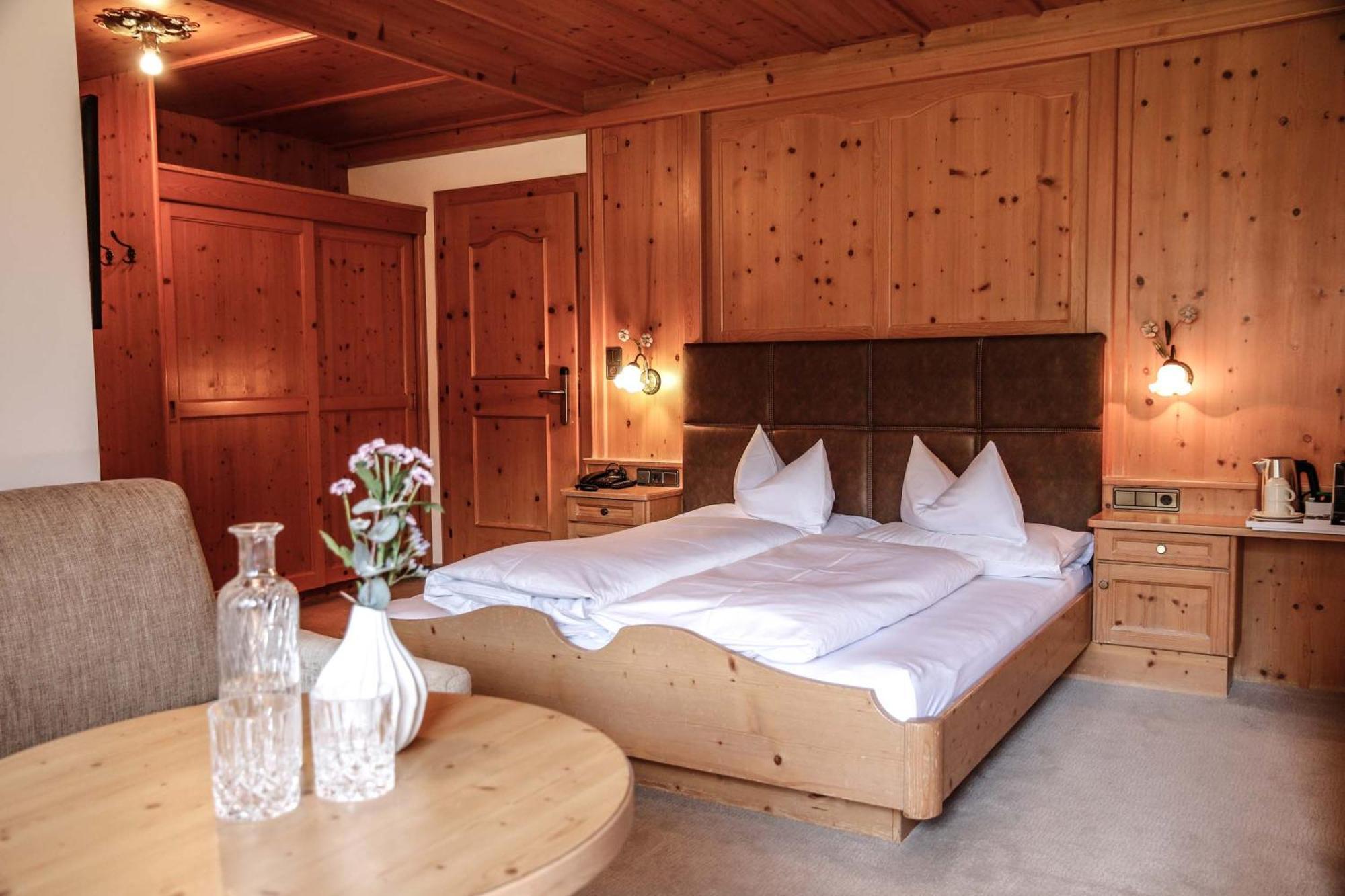 Hotel Metzgerwirt Hippach Esterno foto